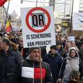 U Bruxellesu tisuće ljudi izašlo na ulice, prosvjeduju protiv zdravstvenih restrikcija