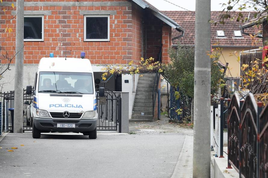 Zagreb: Pretres kuće nakon uhićenja više osoba radi fasificiranja dokumenata