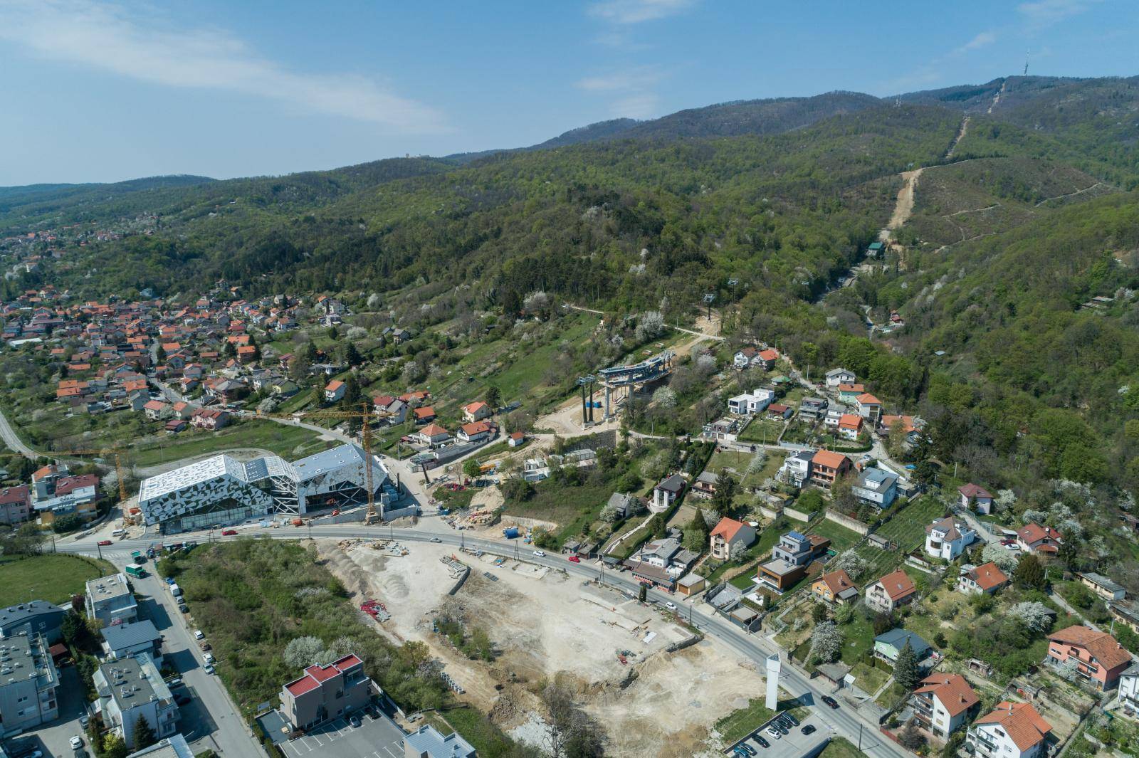 Zagreb: Pogled iz zraka na gradilište sljemenske žičare