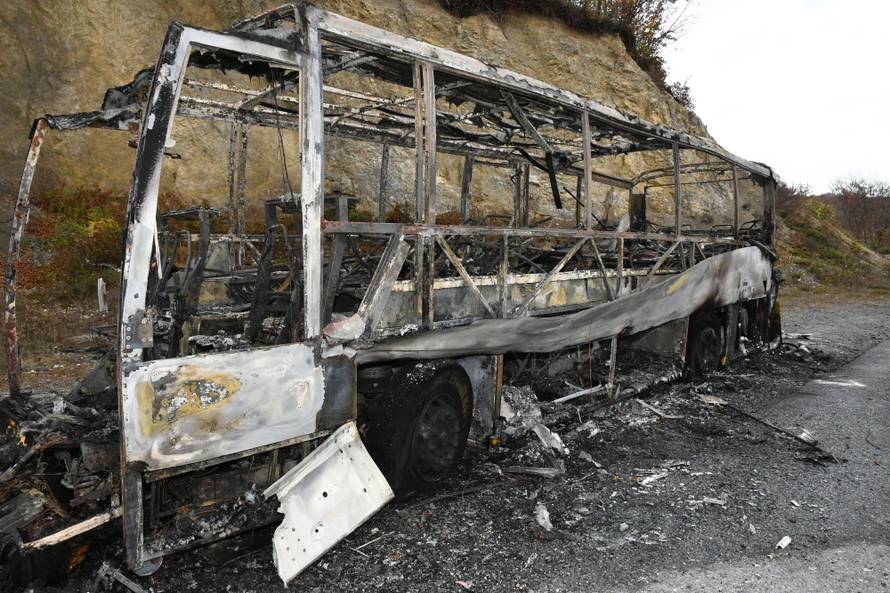 Zapalio se bus pun djece blizu Požege: 'Bili su jako uplašeni'