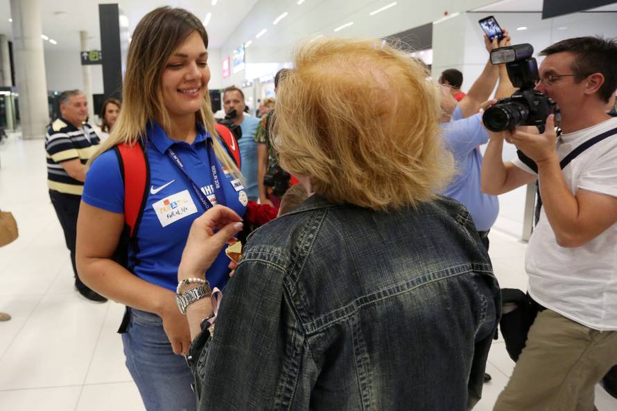 "Prvog se ne sjećam, ali svako moje zlato ima svoju priču..."