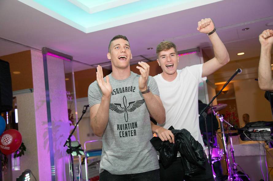 Bila noć u Zagrebu 2018: Hari Rončević na hajdučkoj fešti