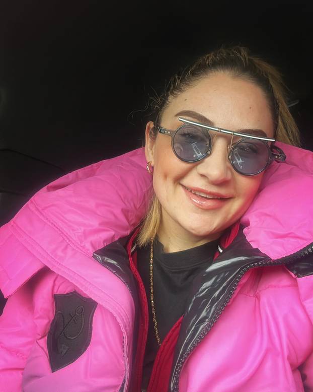 FOTO Trenerica u štiklama ruši barijere i ide u novu avanturu. Nazivaju je 'ženski Fatih Terim'