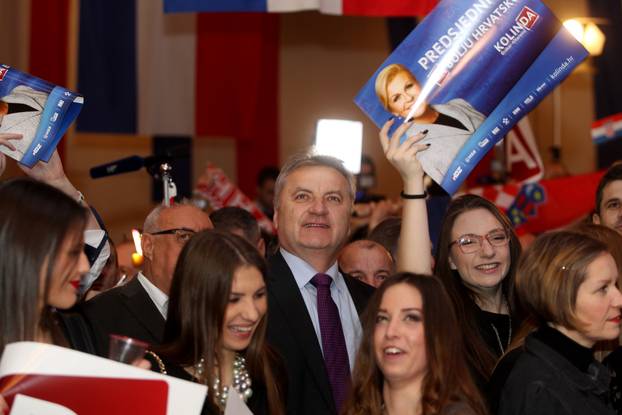 ARHIVA - Prije to?no 10 godina Kolinda Grabar-Kitarovi? pobijedila je u drugom krugu predsjedni?kih izbora