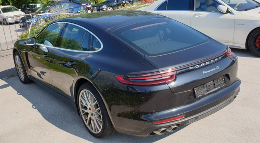 Država za milijun kuna prodaje Porsche oduzet kriminalcima!