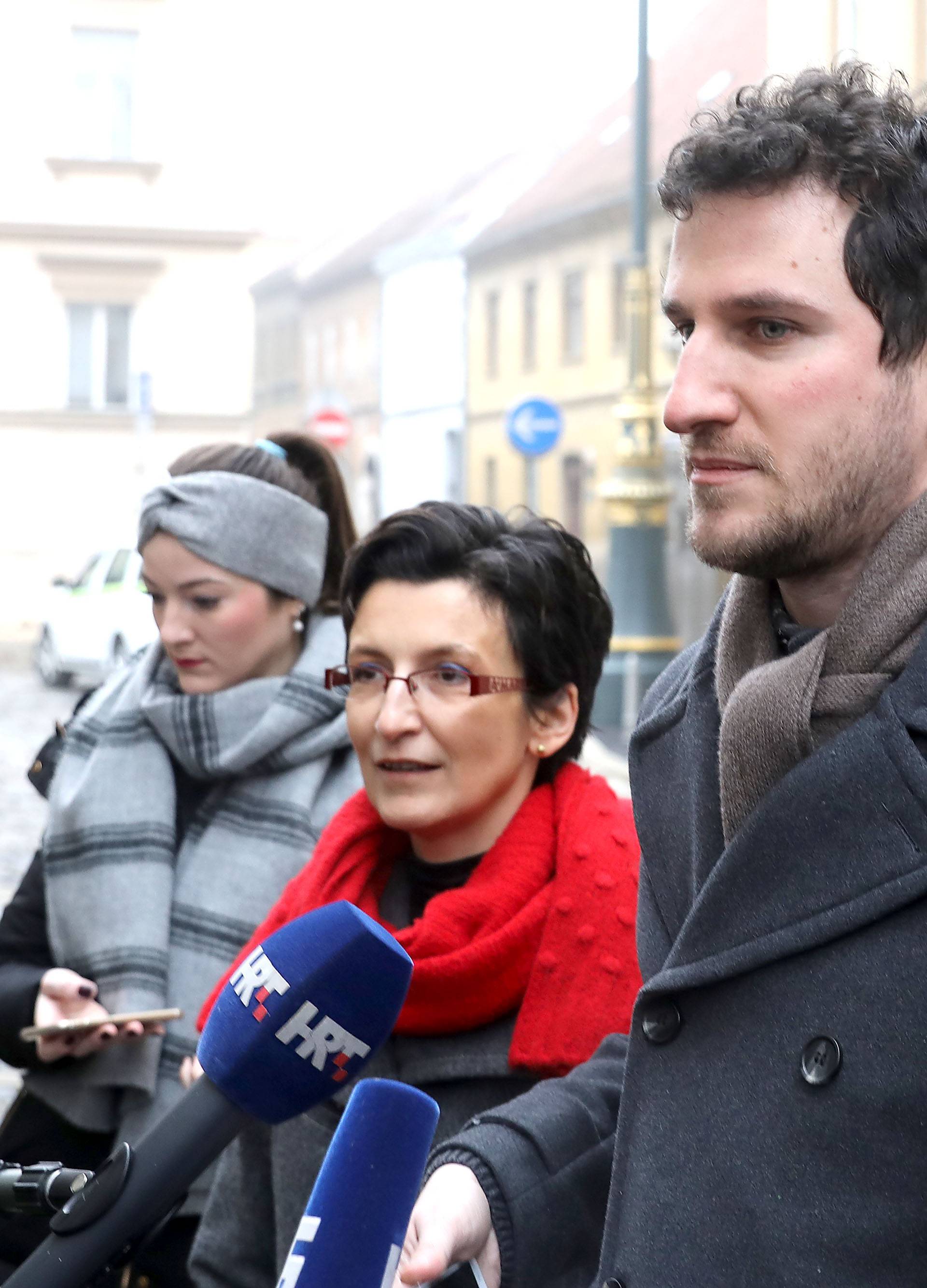 Zagreb: Udruga U ime obitelji na Trgu svetog Marga obratila se medijima