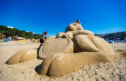 Festival skulptura u pijesku: Rajska plaža opet postaje kulisa za umjetnička djela od pijeska
