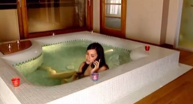 Prodaju penthouse u kojem se Lana Jurčević brčkala u jacuzziju i snimila hit! Cijena je vrtoglava