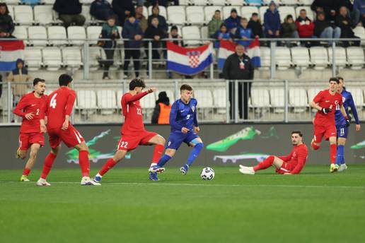 Benitezu, otvori o&ccaron;i! Jagu&scaron;i&cacute; je pokazao da je najve&cacute;a klasa, a 'vatreni' sat moderne igre...