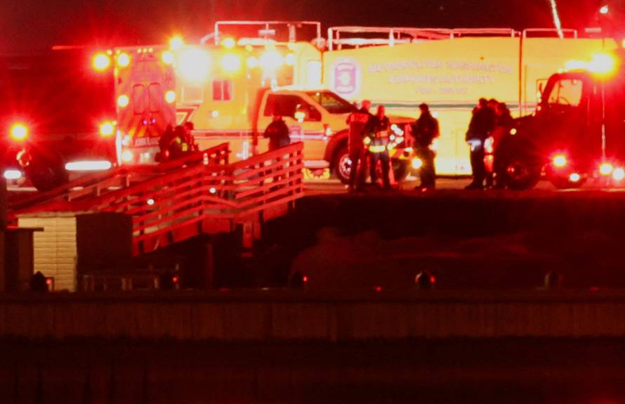 American Eagle flight 5342 crashes in the Potomac River near Ronald Reagan Washington National Airport, outside Washington