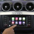 CarPlay dobiva AI po izboru: Apple navodno razmatra i ChatGPT i Gemini