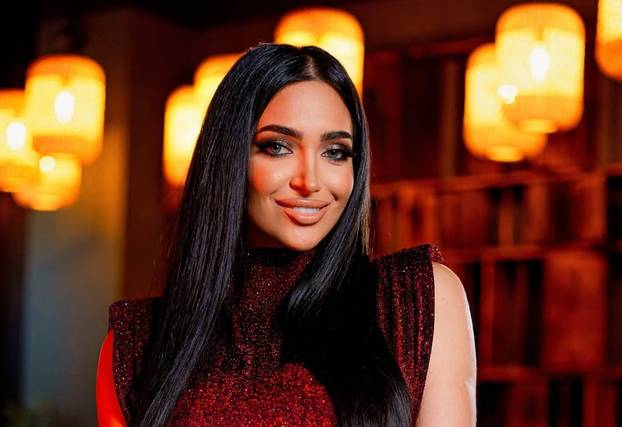 FOTO Sve na izvol'te: Laura iz 'Savršenog' objavila vatrenu odjevnu kombinaciju...