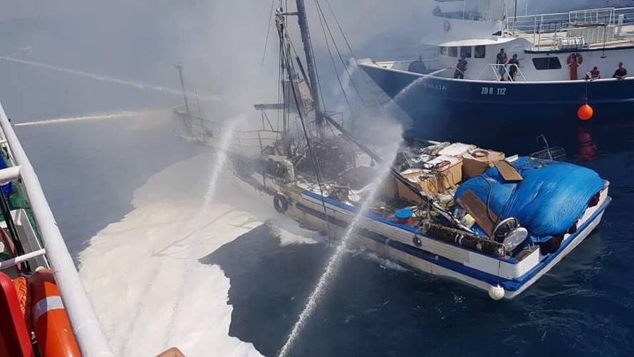 Požar progutao ribaricu: 'Gasili smo svime, vatra je bila brža'