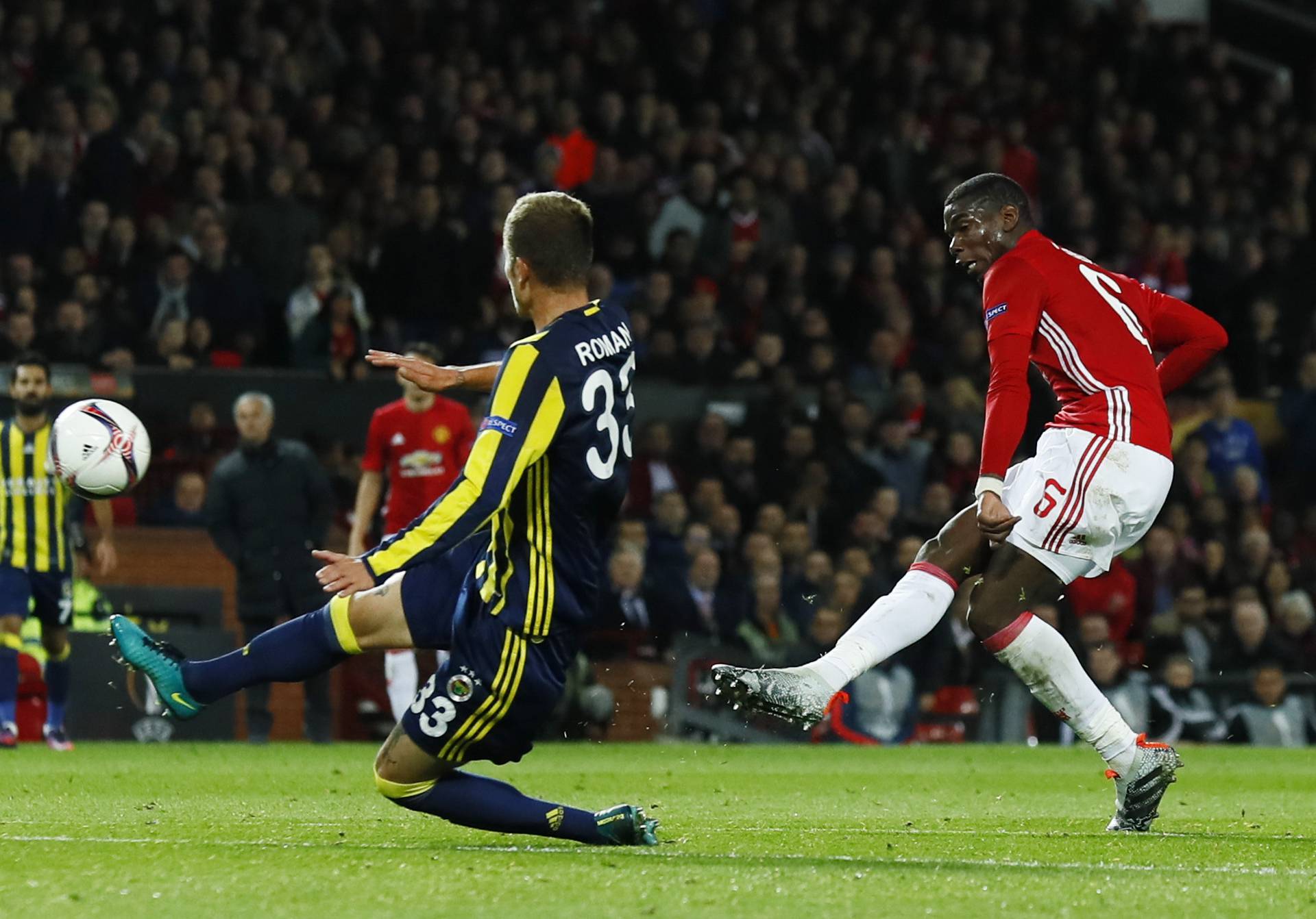 Manchester United v Fenerbahce SK - UEFA Europa League Group Stage - Group A