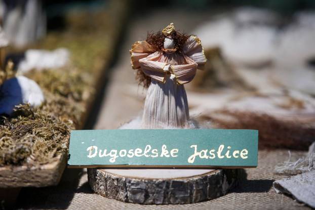 24sata Zagreb: Otvorenje izložbe jaslica Peggy Malbase