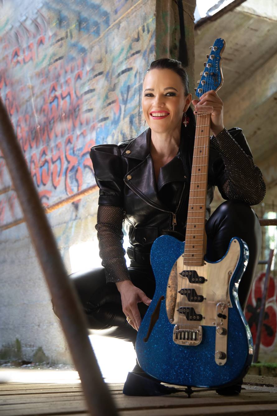 Finska kraljica slide gitare Erja Lyytinen stiže u Hrvatsku na Jerry Ricks Blues Festival