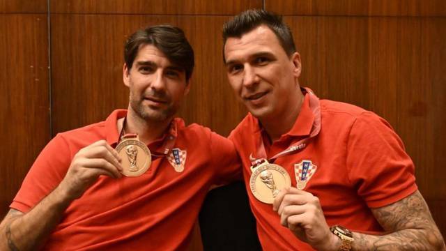 Ćorluka i Mandžo oduševili sve fotografijom: Kada budemo navijači, onda će biti zlato?!