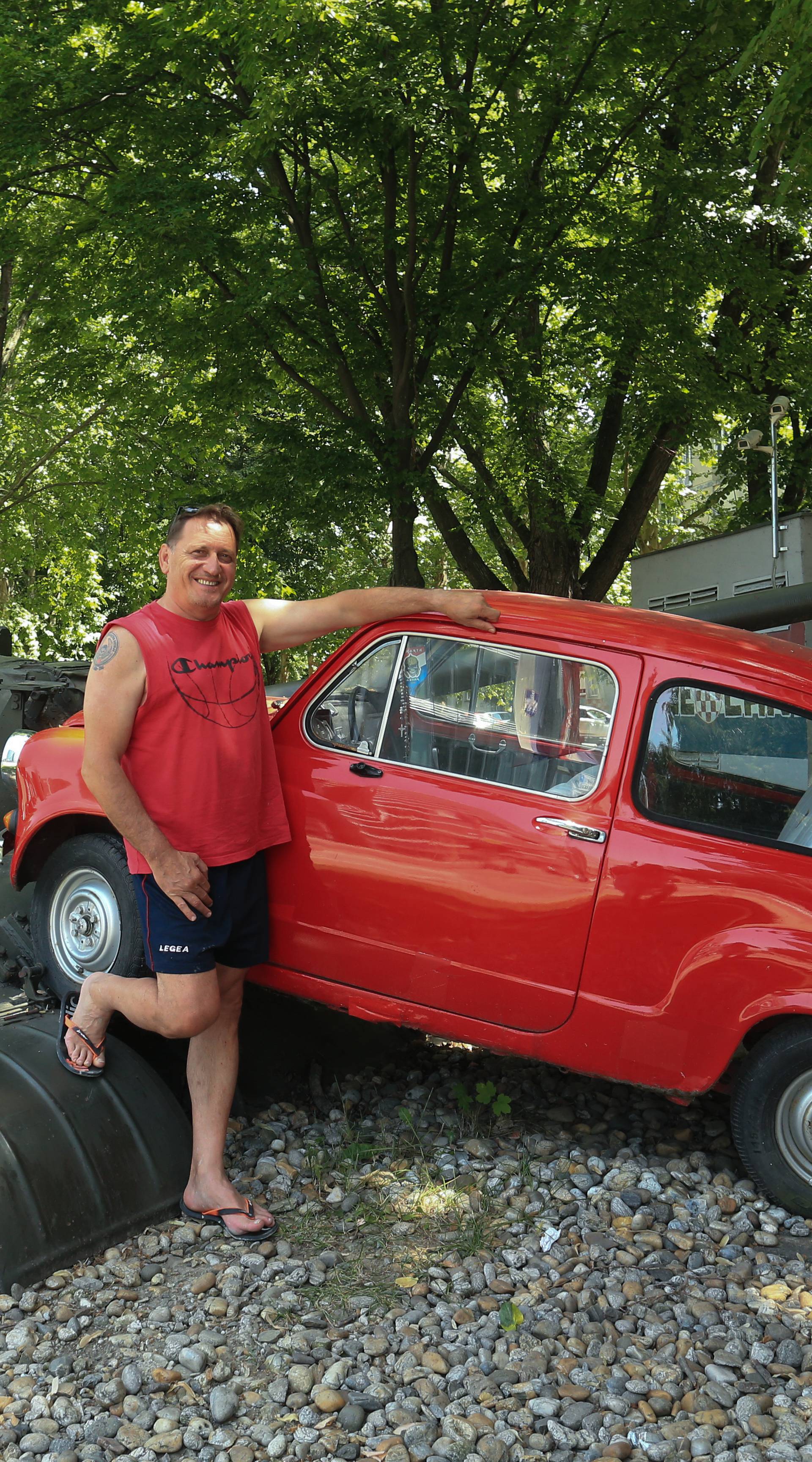 Simbol otpora: Neka 'Fićo' u kockicama opet ujedini naciju