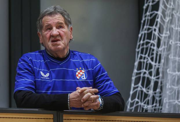 Zagreb: Veterani Dinama i Hajduka odigrali humanitarnu utakmicu