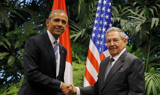 Raul Castro dočekao je Obamu u Palači revolucije u Havani