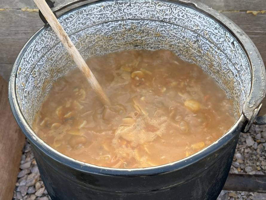 Jan Kerekeš: 'Nakon objave na kojoj klečimo pred gulašom primio sam brojne prijetnje'