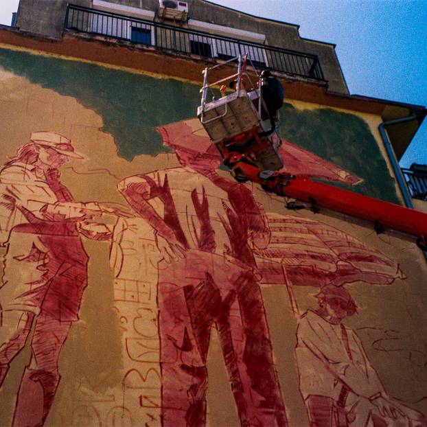 FOTO Grad pretvoren u galeriju: Pogledajte predivne murale na kućama i zgradama u Čačku