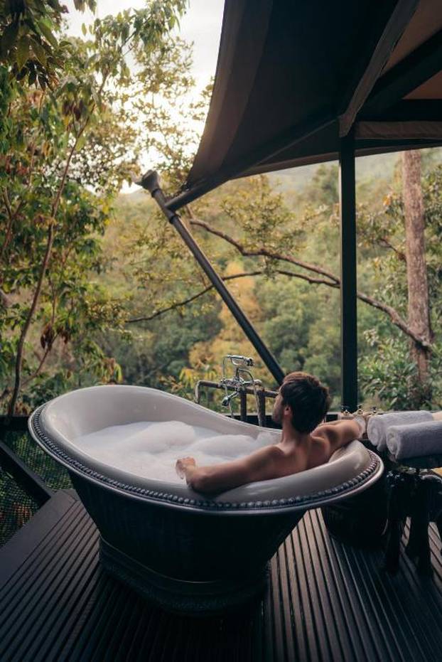 FOTO Najneobičniji hotel na svijetu: Do ovog resorta u Kambodži stiže se zip-lineom!