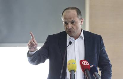 SDP podržao učitelje u štrajku, osuđuje neplaćanje štrajka: 'Vlada radi sramotni pritisak...'
