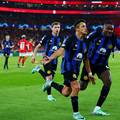 Inter stigao tri gola zaostatka, a Arsenal je razbio francuski Lens