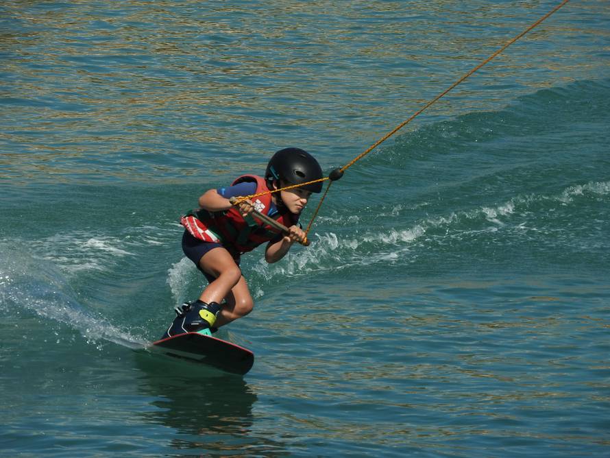 Tražite savršen spoj opuštanja i akcije? Našli ste ga!