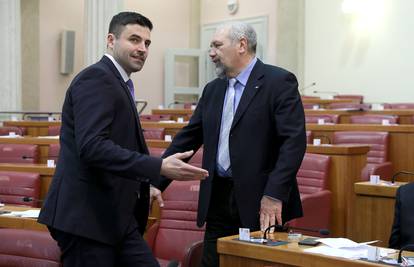 Međusobne optužbe u raspravi o radu Vlade na sjednici Sabora