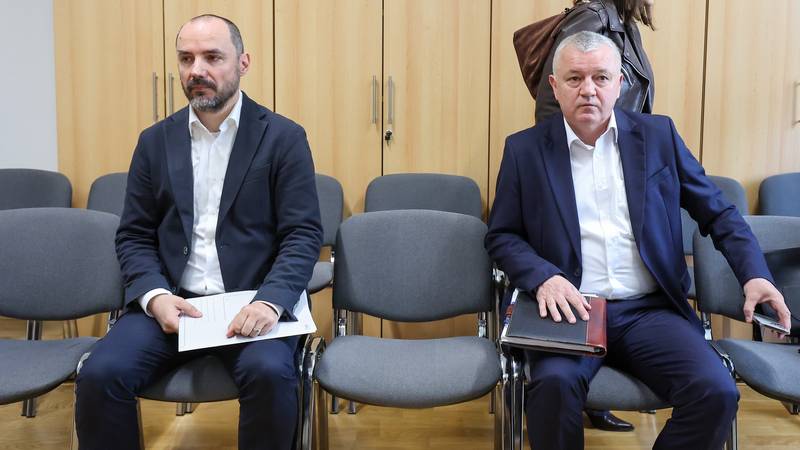 Svjedokinja: 'Nalog za isplatu bio je u škrabici u hodniku. Nije posao ministra stavljati papire'