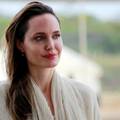 Stil Angeline Jolie: Od bijelog odijela do male kožnate haljine