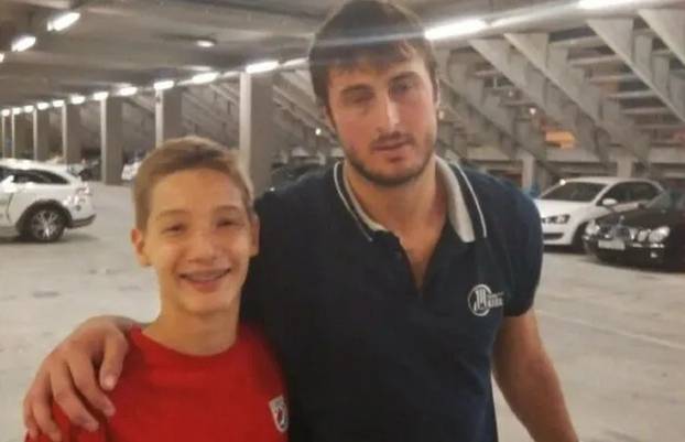 FOTO Obrane posvećuje njoj: Koga ljubi 'hobotnica' Dominik?