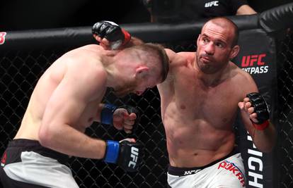 Nagađa se o novoj ozljedi: Igor Pokrajac otpada s UFC-a 209