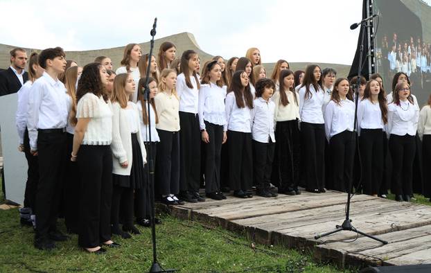 Komemoracija "Sjećanje za budućnost" u Spomen-području Jasenovac