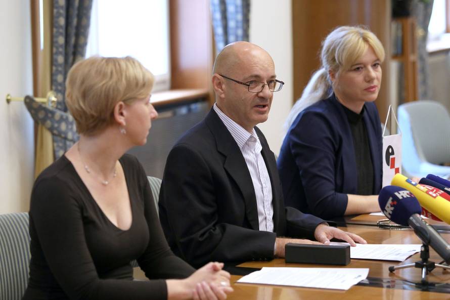 Aleksić: 'Banke duguju 15 mlrd kuna koje su nepošteno stekle'