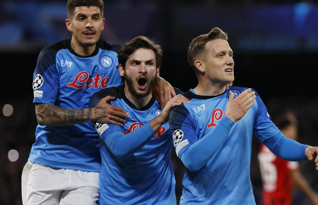 Napoli pregazio Eintracht u LP i potvrdio prolazak u četvrtfinale