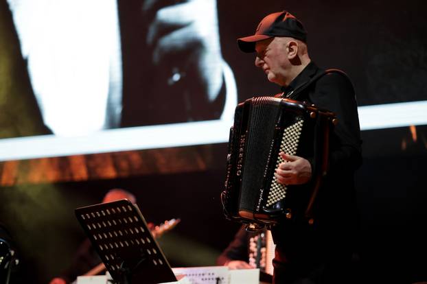 Koncert sjećanja na Tomu Zdravkovića u Areni Zagreb