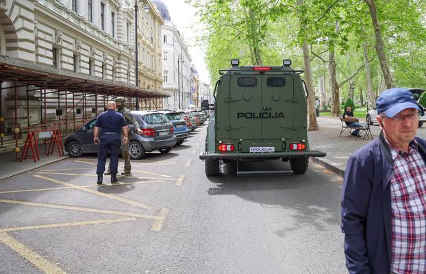 Petar Ćosić i Manuel Vulić Veneno dovedeni su na sud u Zagreb pod jakim mjerama osiguranja