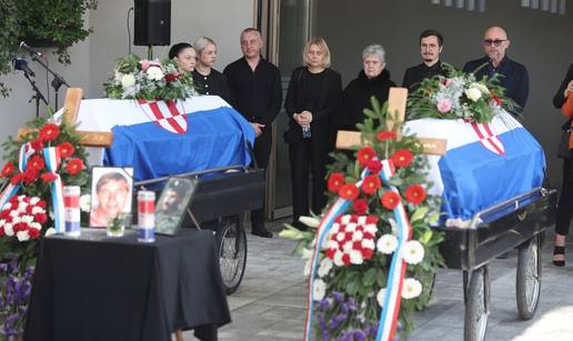 FOTO Braća Tadija i Ivan Došen napokon počivaju u miru. Brojni građani na pogrebu u Vukovaru