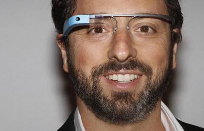 Naočale su kul: I Microsoft radi na svojoj verziji Google Glassa