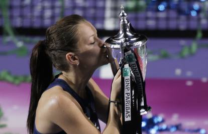 Radwanska s tri pobjede stigla do više od dva milijuna dolara