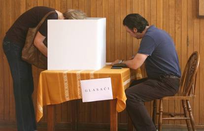 Lokalni izbori: Do 16 sati glasovalo 32,66 % birača 