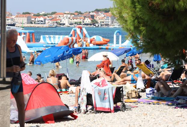 Vodi?ke plaže prepune kupa?a