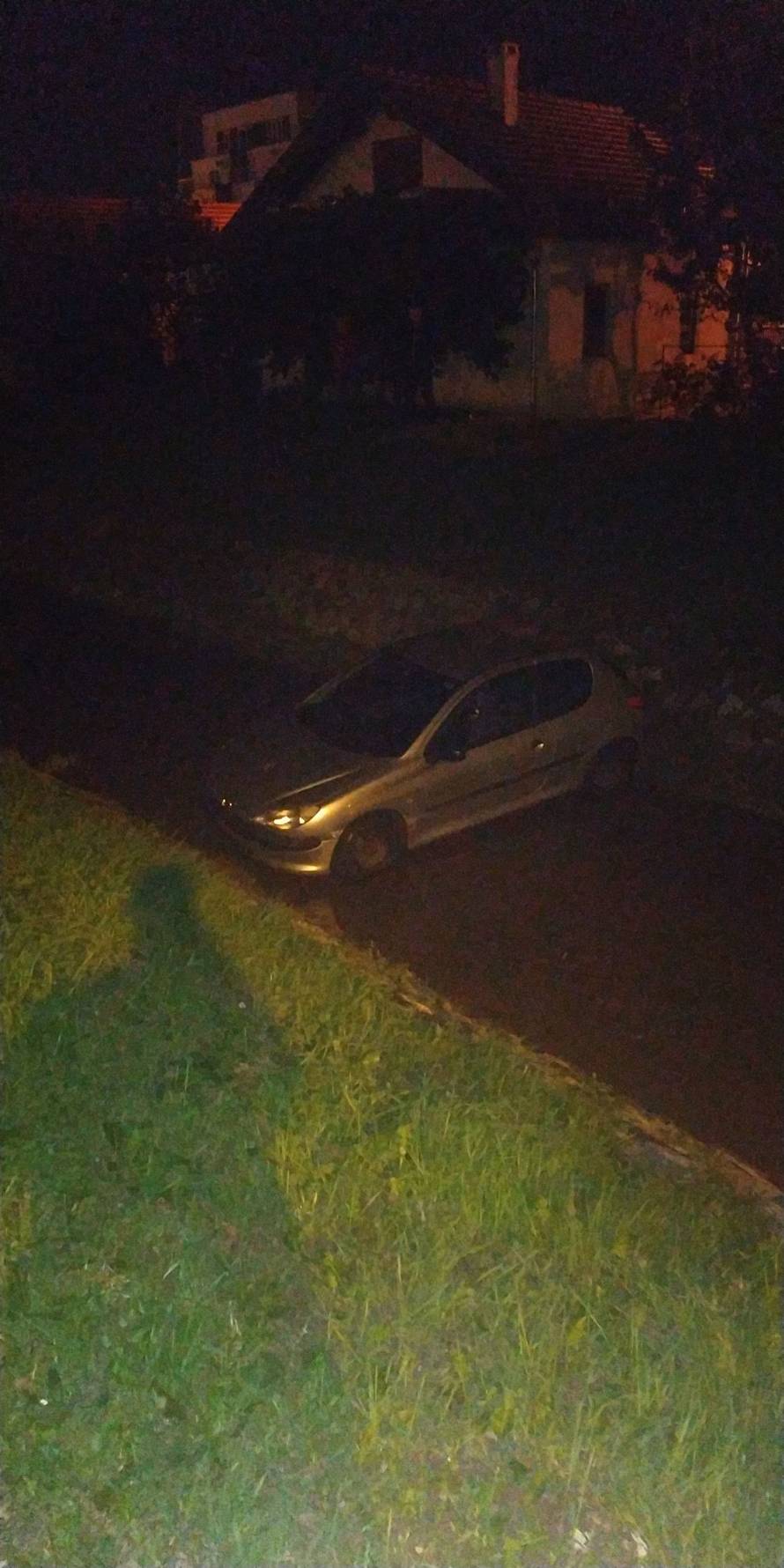 'Auto je kao u filmu poletio u zrak  i onda završio u potoku'