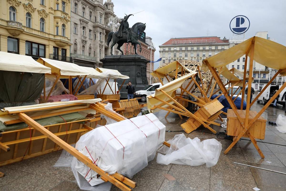 Orkanski vjetar čupao stabla i krovove, ozlijeđeno dvoje ljudi