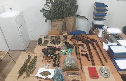 Trojica skrivala drogu i oružje u Vinkovcima, jedan je htio ubiti policajca tijekom pretresa kuće