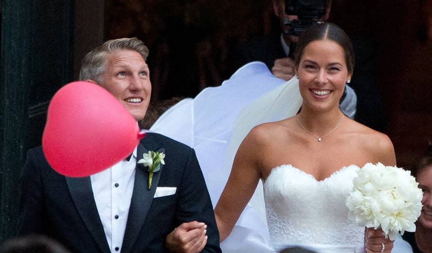 Venecija: Bastian Schweinsteiger i Ana Ivanović izlaze iz crkve nakon obreda vjenčanja