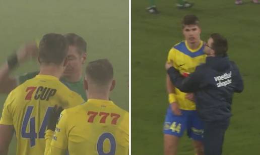 VIDEO Vušković se unio sucu u lice i dobio crveni karton. Bio je bijesan, smirivali su ga...